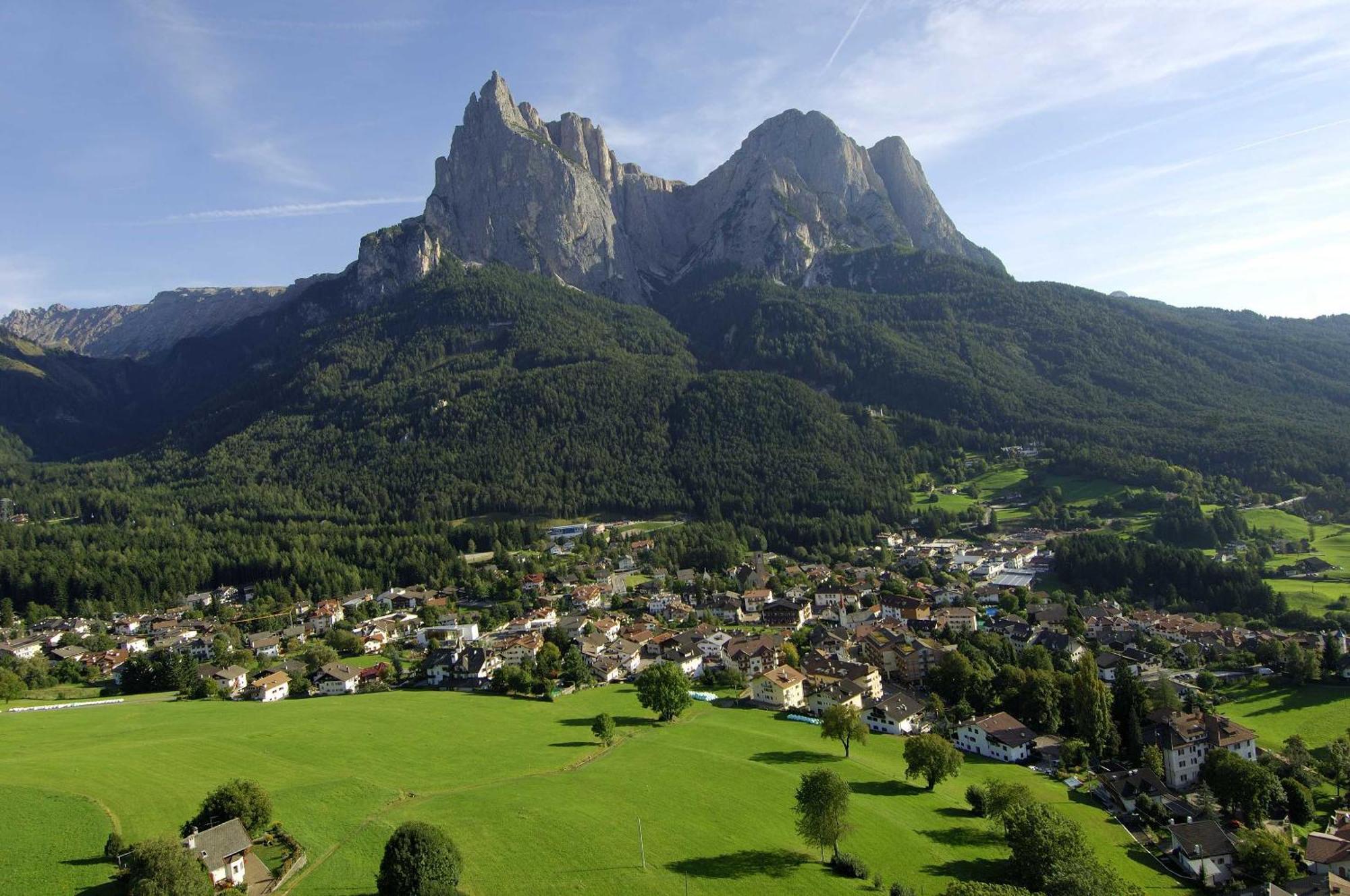 Garni Hauenstein Hotel Siusi Exterior photo