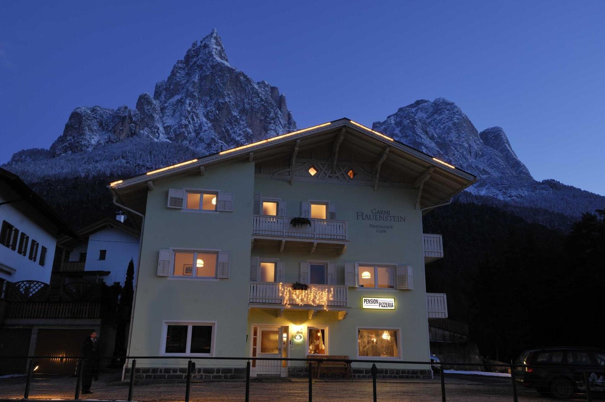 Garni Hauenstein Hotel Siusi Exterior photo